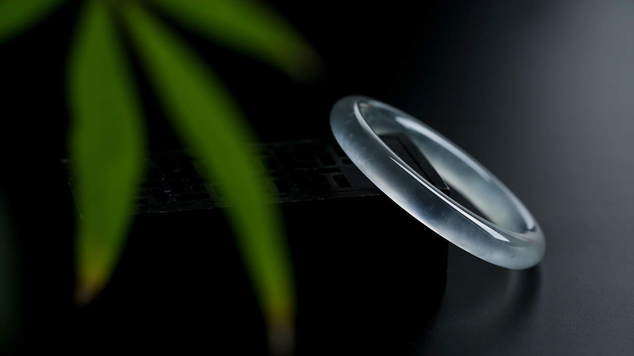 高冰翡翠-手镯（图ZMTIyNTM5OTM2） - 产品摄影 - 站酷设计师一颗宋橙原创素材 - 站酷ZCOOL