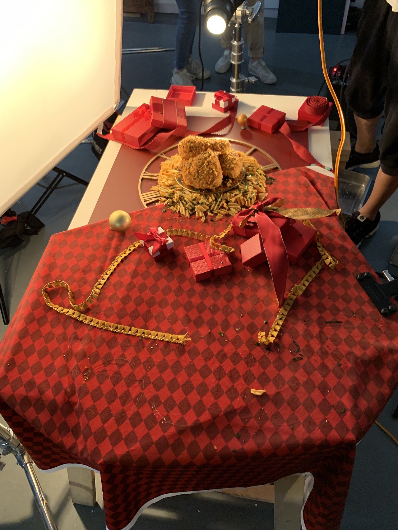 KFC圣诞季全家福 2019（图ZMjQzODQzMzU2） - 产品摄影 - 站酷设计师VisualFoodie原创素材 - 站酷ZCOOL