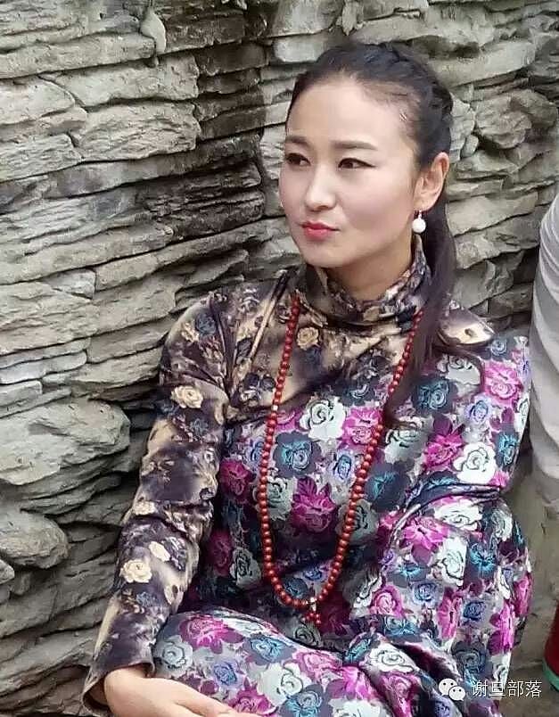 པར་རིས་འདེམ་བཀོད་པ་བསིལ་རླུང་།