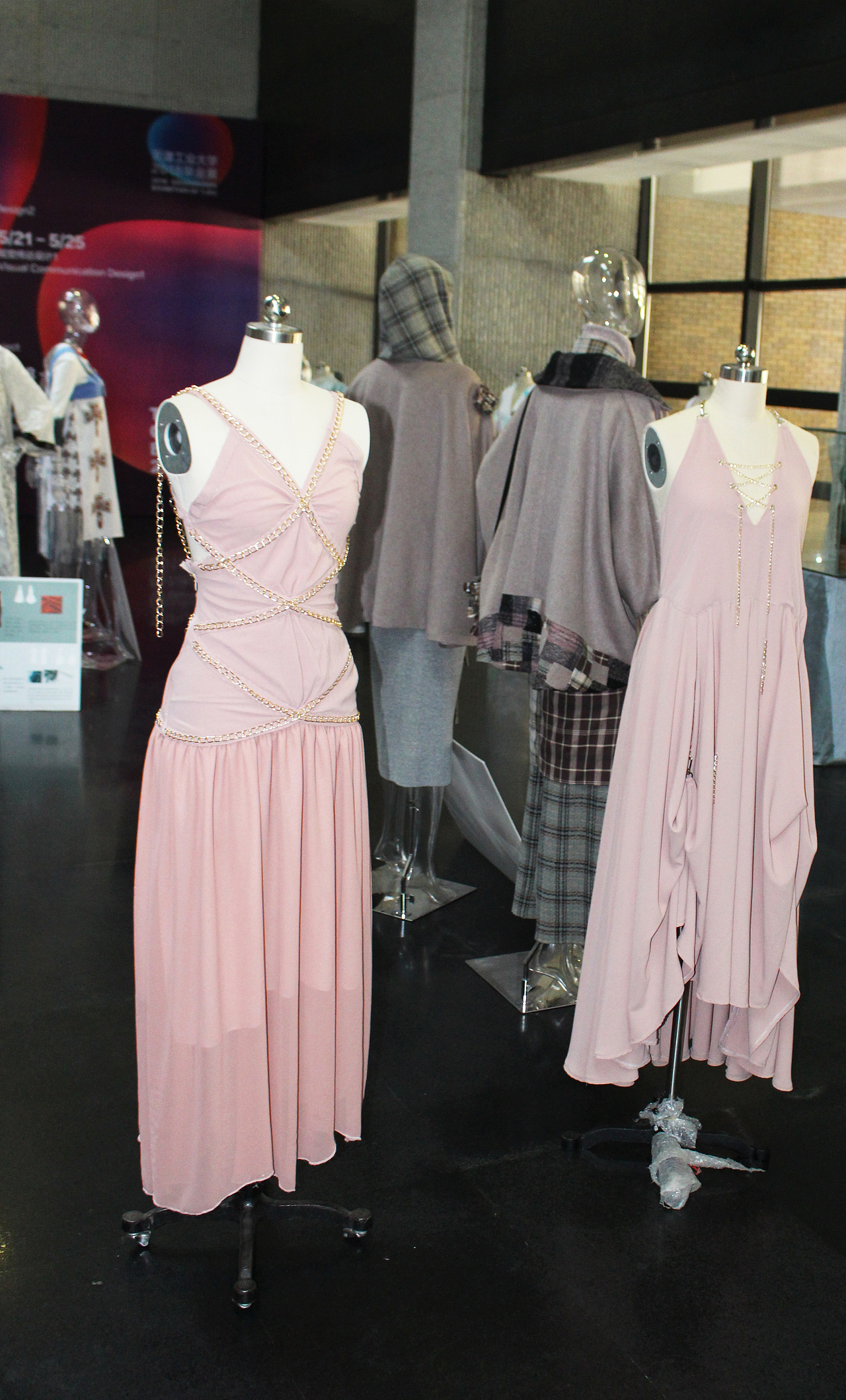 2018天津工业大学服装