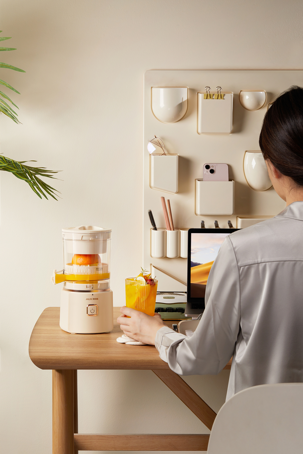 榨汁機(jī)攝影#產(chǎn)品攝影#戶外攝影（圖ZMzU2NDcwMTI0） - 產(chǎn)品攝影 - 站酷設(shè)計(jì)師六畝原創(chuàng)素材 - 站酷ZCOOL