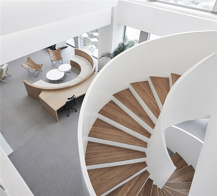 郑州宏钰堂推荐:科技公司办公楼装修设计效果图