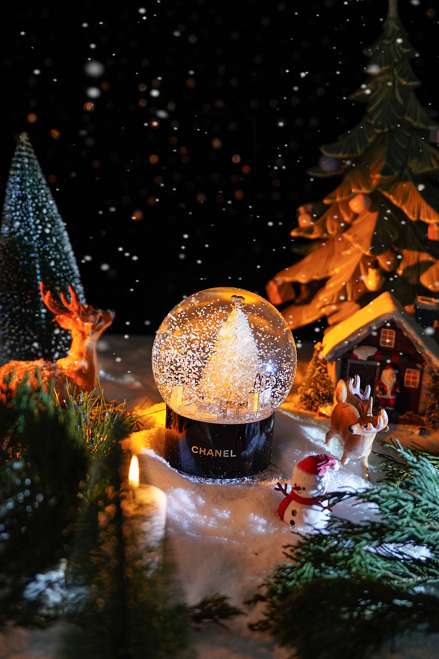 2022香奈儿圣诞水晶球