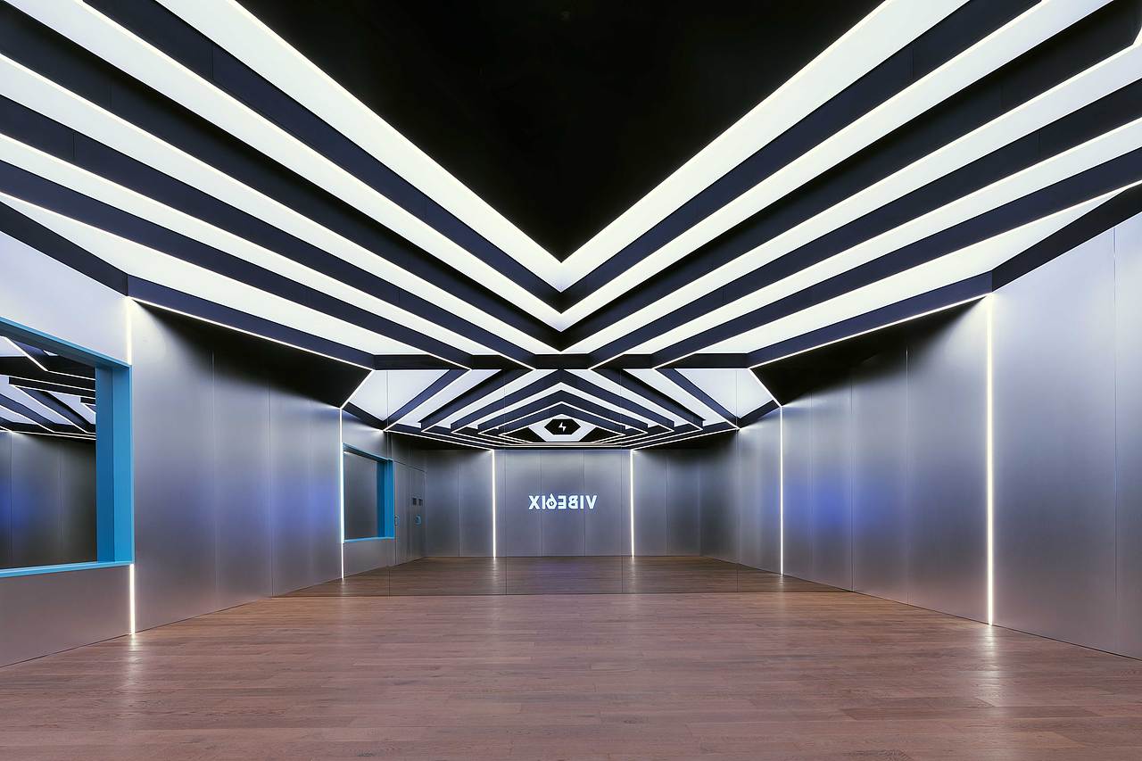 三里屯嘻哈帮室内设计修脏