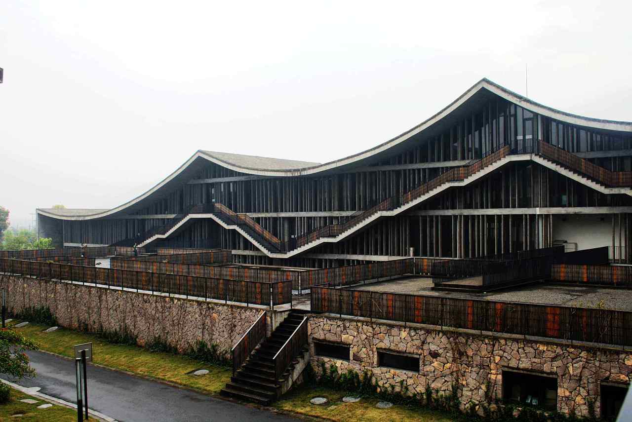 2024中国美术学院象山校区游玩攻略,整座校园的建筑充满了设计元...【去哪儿攻略】