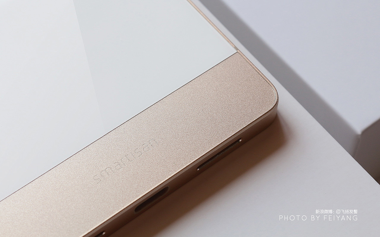 坚果Pro浅金版（图ZOTA3ODc3OTI=） - 产品摄影 - 站酷设计师飞扬图说原创素材 - 站酷ZCOOL