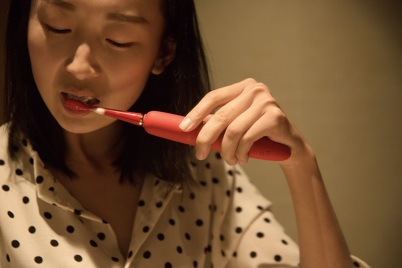 XESS光波双净智能牙刷