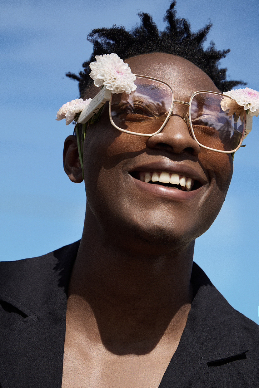 户外墨镜大片拍摄