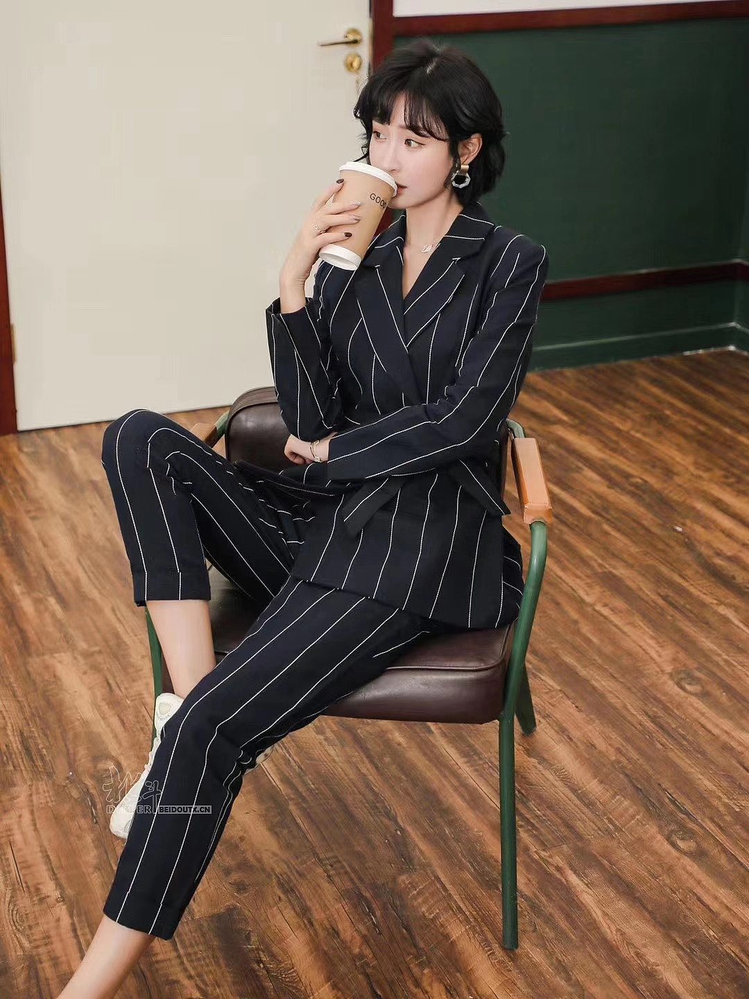 模特丘丘 职业装拍摄 网红风拍摄 名媛英伦风拍摄