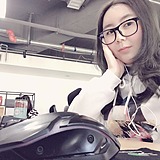 霜霜设计的头像
