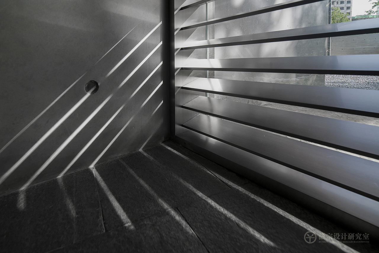 感知与叙事的书屋