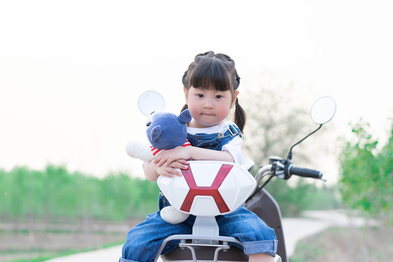 儿童摄影 家庭约拍摄影摄影技巧单反人像 尼康佳能摄影（图ZMTEzMTcyNjA0） - 人像摄影 - 站酷设计师亚朔设计原创素材 - 站酷ZCOOL