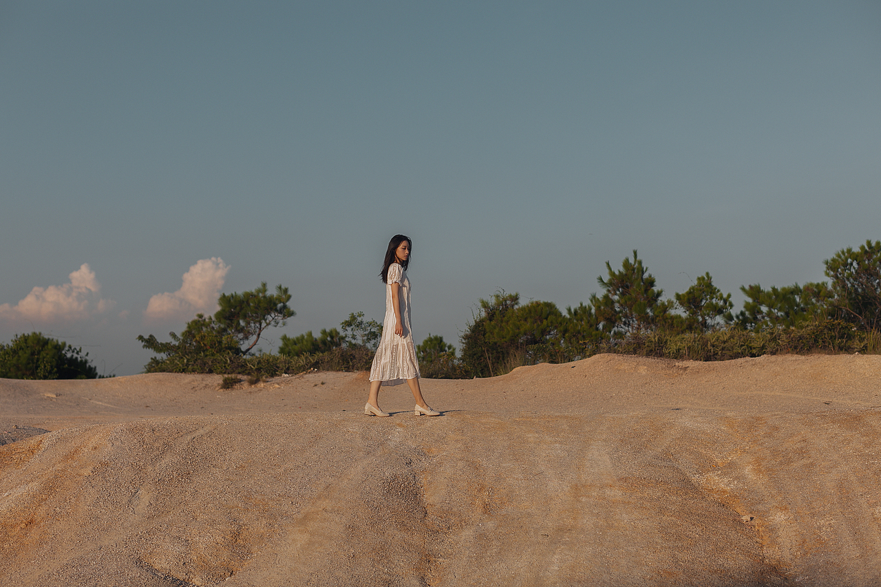 暑云散去,凉风起