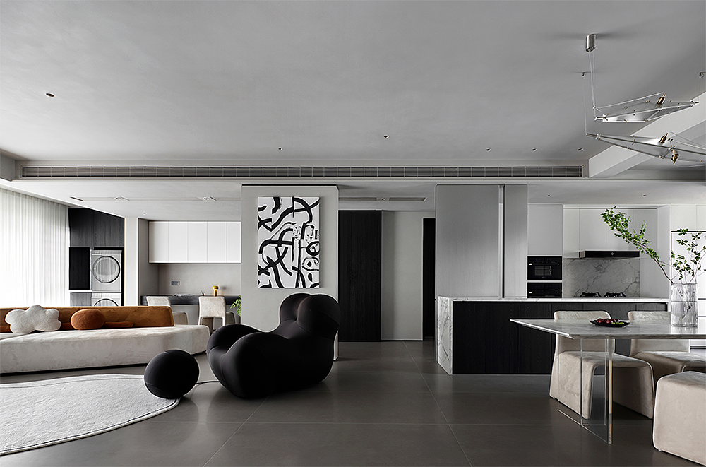 132㎡极简大平层,通透开阔!