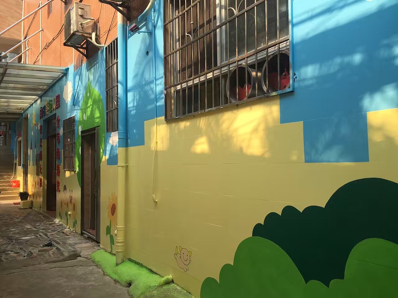 幼儿园墙体彩绘，幼儿园楼体装饰，幼儿园卡通彩绘，幼儿园楼体彩绘, 专业幼儿园墙绘喷画（图ZNjQwNDQxOTY=） - 新锐潮流插画 - 站酷设计师广州幼儿园设计原创素材 - 站酷ZCOOL