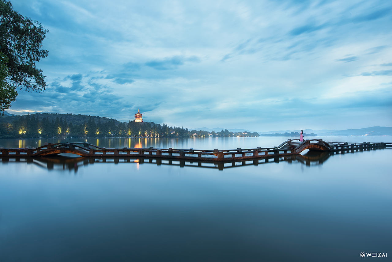【流动的光影】-一个人耗时三个月拍摄杭州的延时摄影