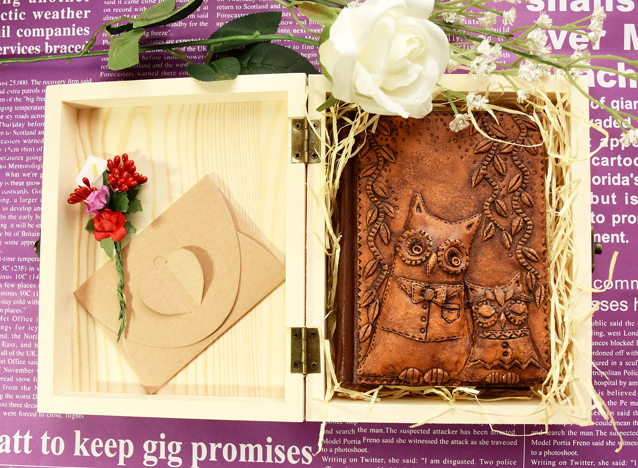 原创软陶书皮-爱的依偎（图ZNzA1MDU5Mjg=） - 其他手工艺 - 站酷设计师大当家的魔法花园原创素材 - 站酷ZCOOL