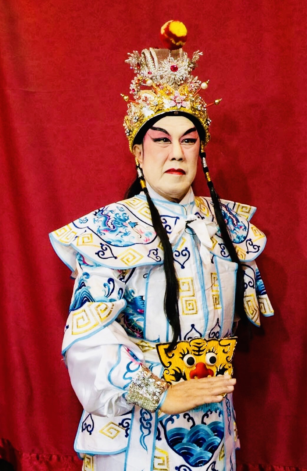 获芳虹粤剧团邀于佛山祖庙万福台拍摄