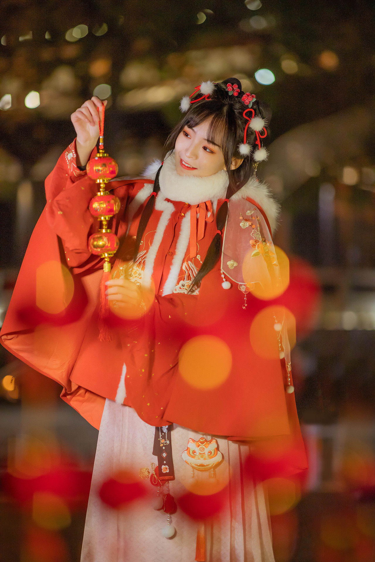 春节夜景汉服写真