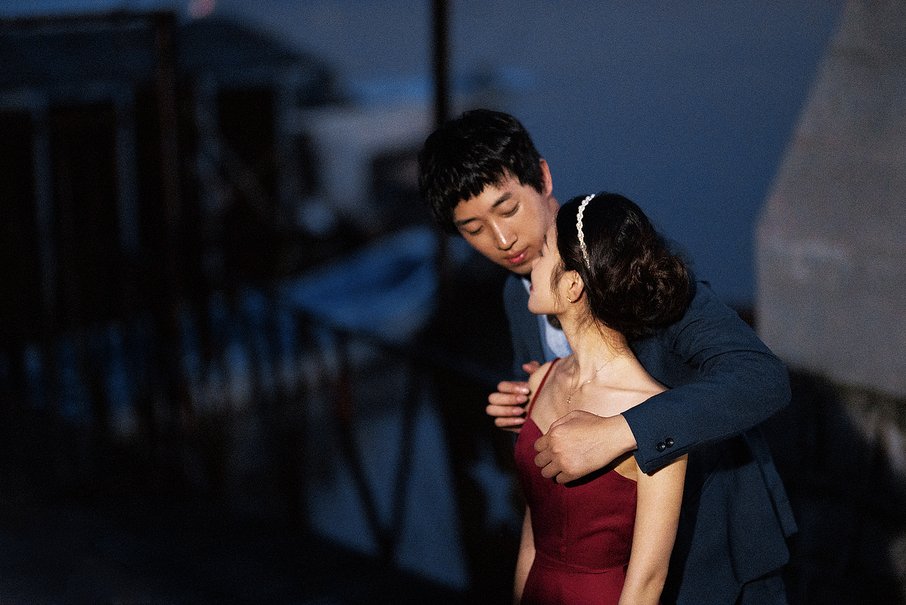情侣拍摄丨“ 在 夏 日 的 尽 头 入 夜 ”（图ZMjcwNTYzMjc2） - 人像摄影 - 站酷设计师Deceiter原创素材 - 站酷ZCOOL