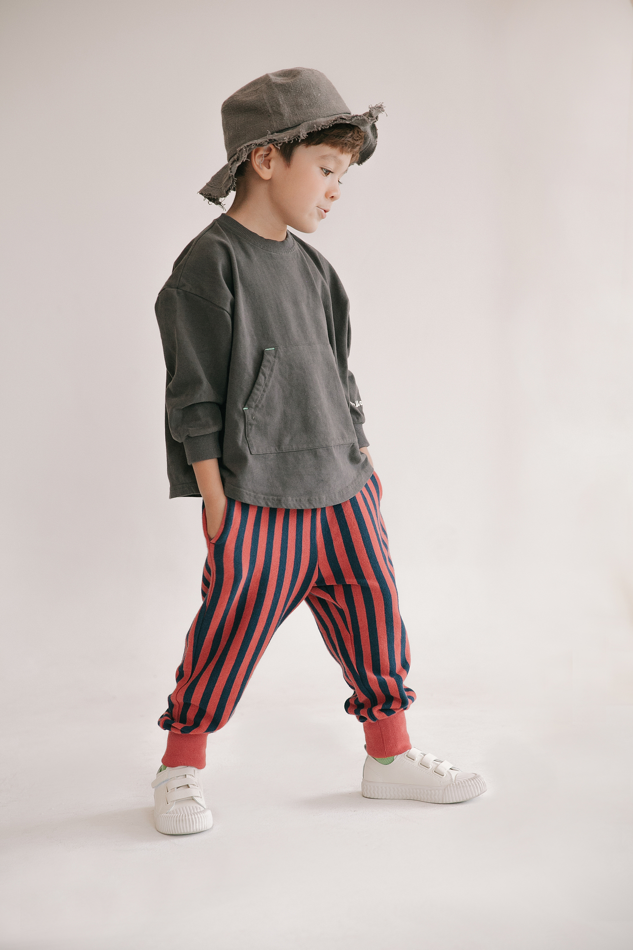 童装拍摄（图ZMTkxMjQyMjQw） - 人像摄影 - 站酷设计师高玮v原创素材 - 站酷ZCOOL