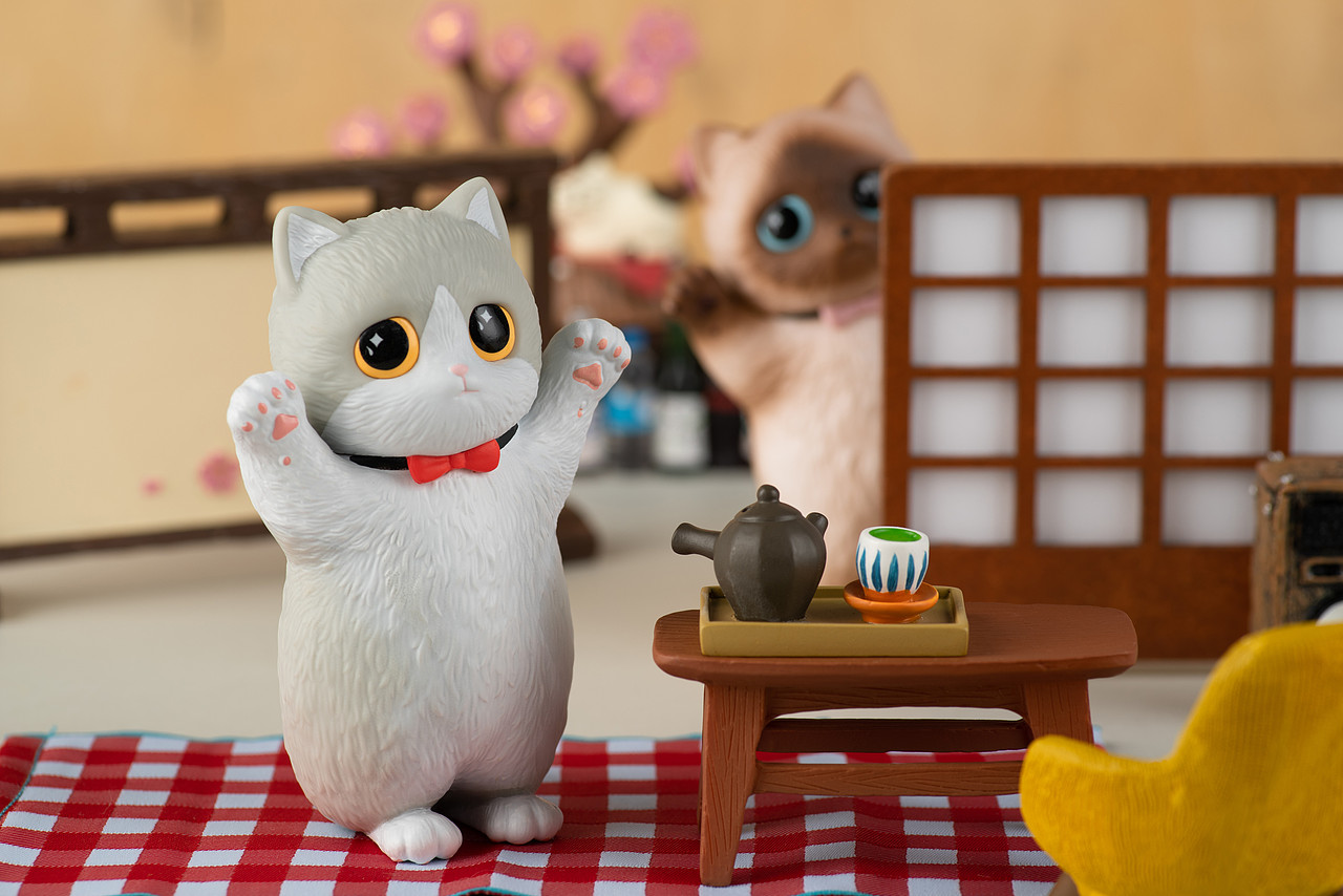 MOLUMOLU 莫鲁莫鲁主人抱抱系列盲盒 喵星人手办玩具