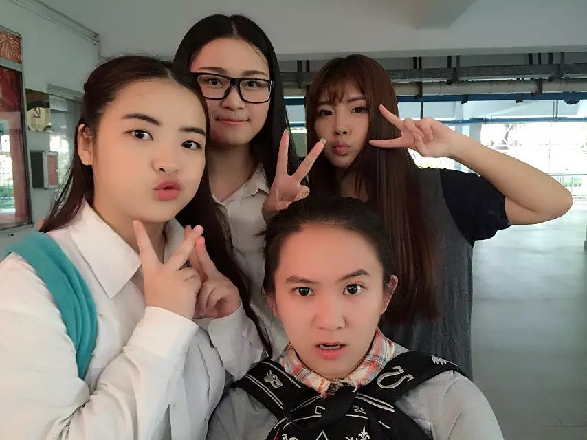 我们说好不分离，现在却各奔东西（图ZNTA2NTU0MzY=） - 人像摄影 - 站酷设计师小呀嘛小程程原创素材 - 站酷ZCOOL