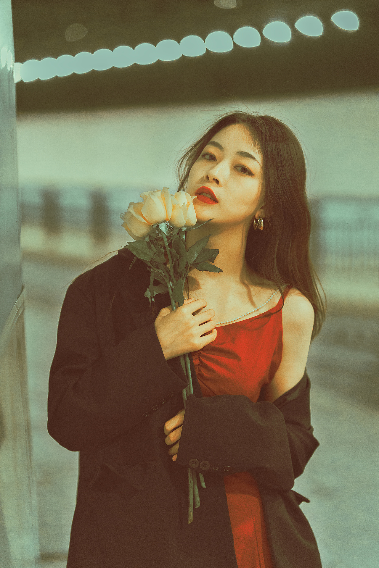 港风写真|隧道氛围感拉95|摄影|人像摄影|三采caiii - 原创作品