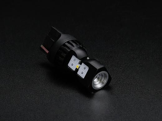 攝影-車燈（個(gè)人主頁-ZNDEyMjcyNjA=） - 產(chǎn)品攝影 - 站酷設(shè)計(jì)師hjw2032770原創(chuàng)素材 - 站酷ZCOOL