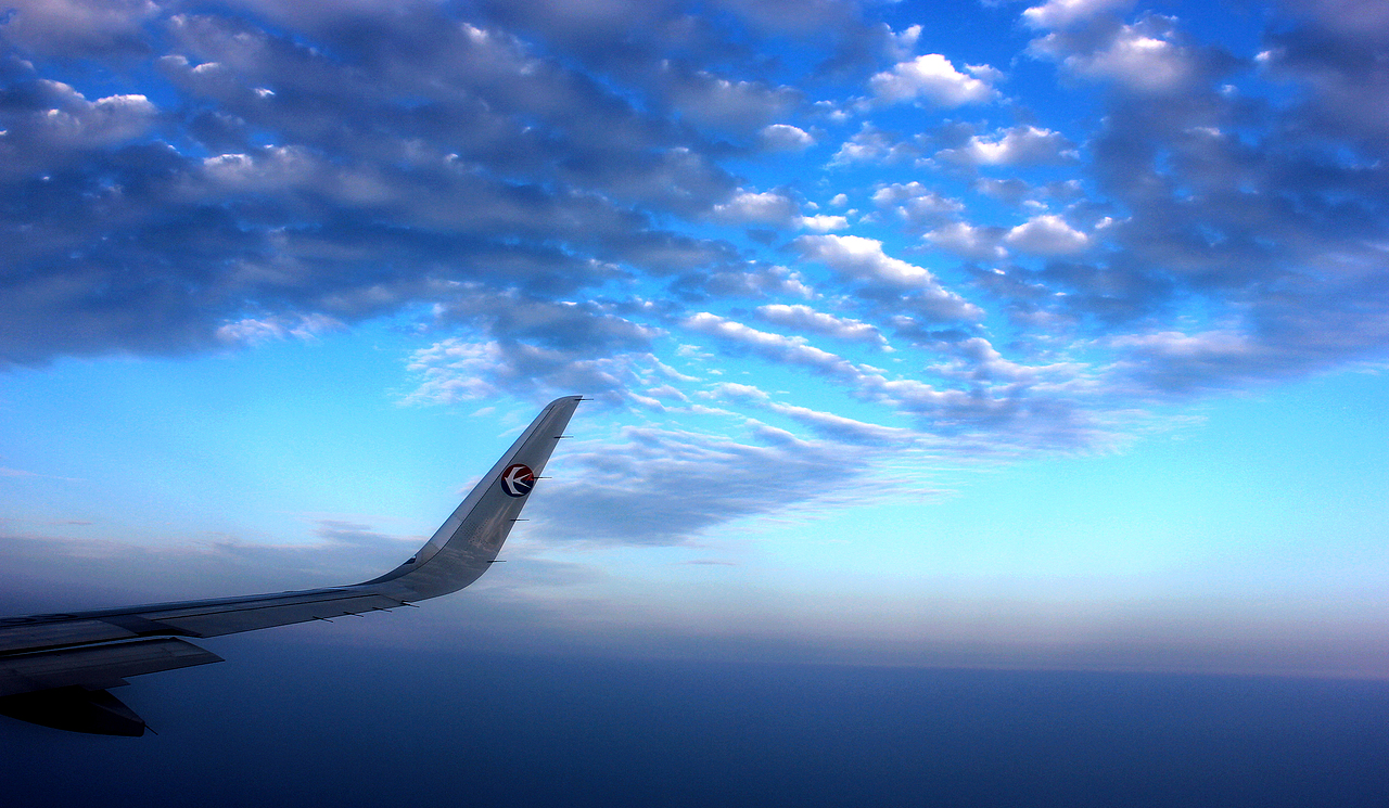 天空,宁静而永恒