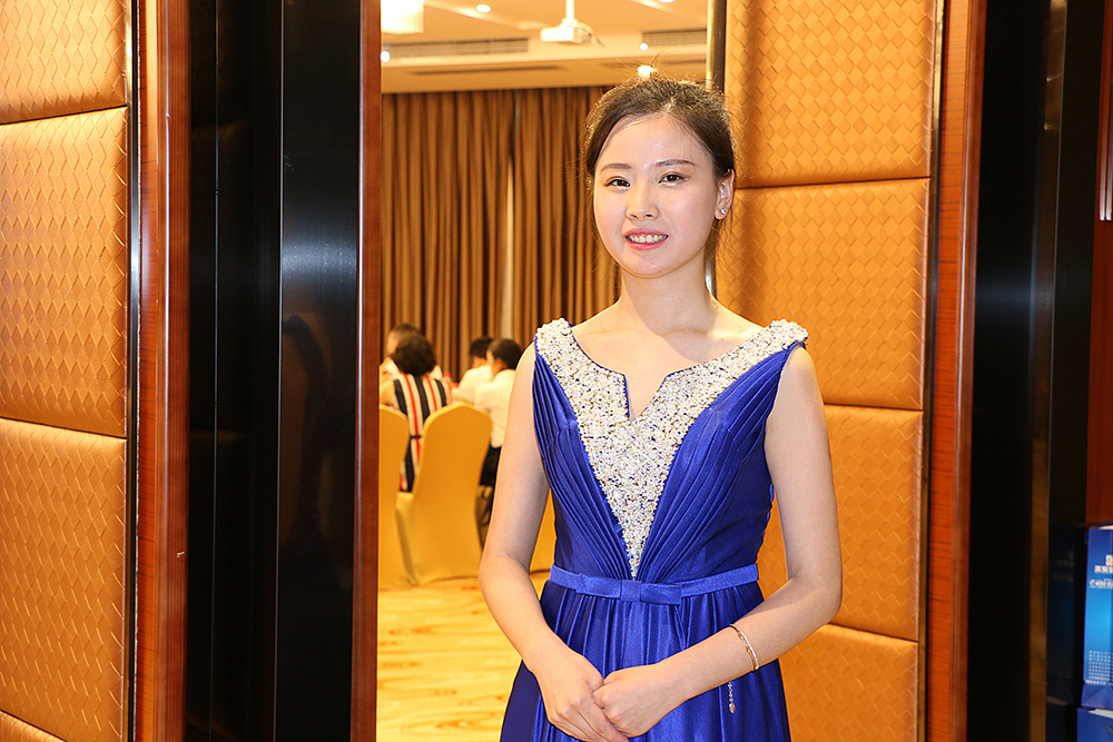 铂金工程研发中心  新闻发布会