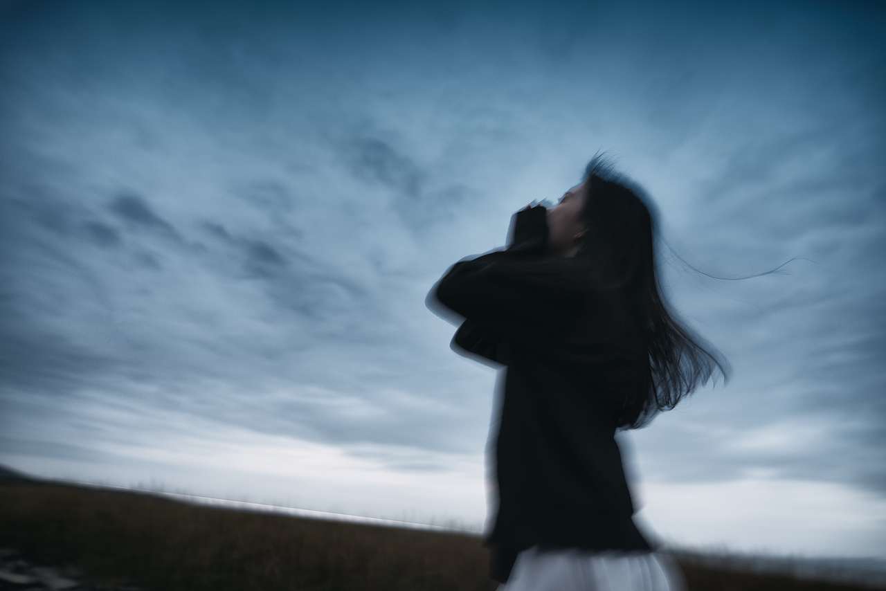 在那些静的只能听见呼吸的日子里