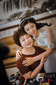 西安婚礼跟拍摄影那家好?