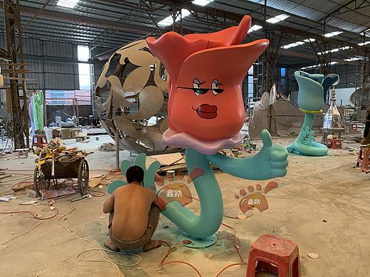 创意产业园不锈钢花卉植物雕塑彩绘不锈钢花朵小品摆件