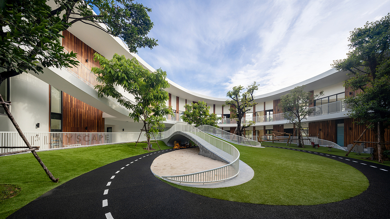 幼儿园设计丨曼谷肯辛顿学习空间 / Plan Architect