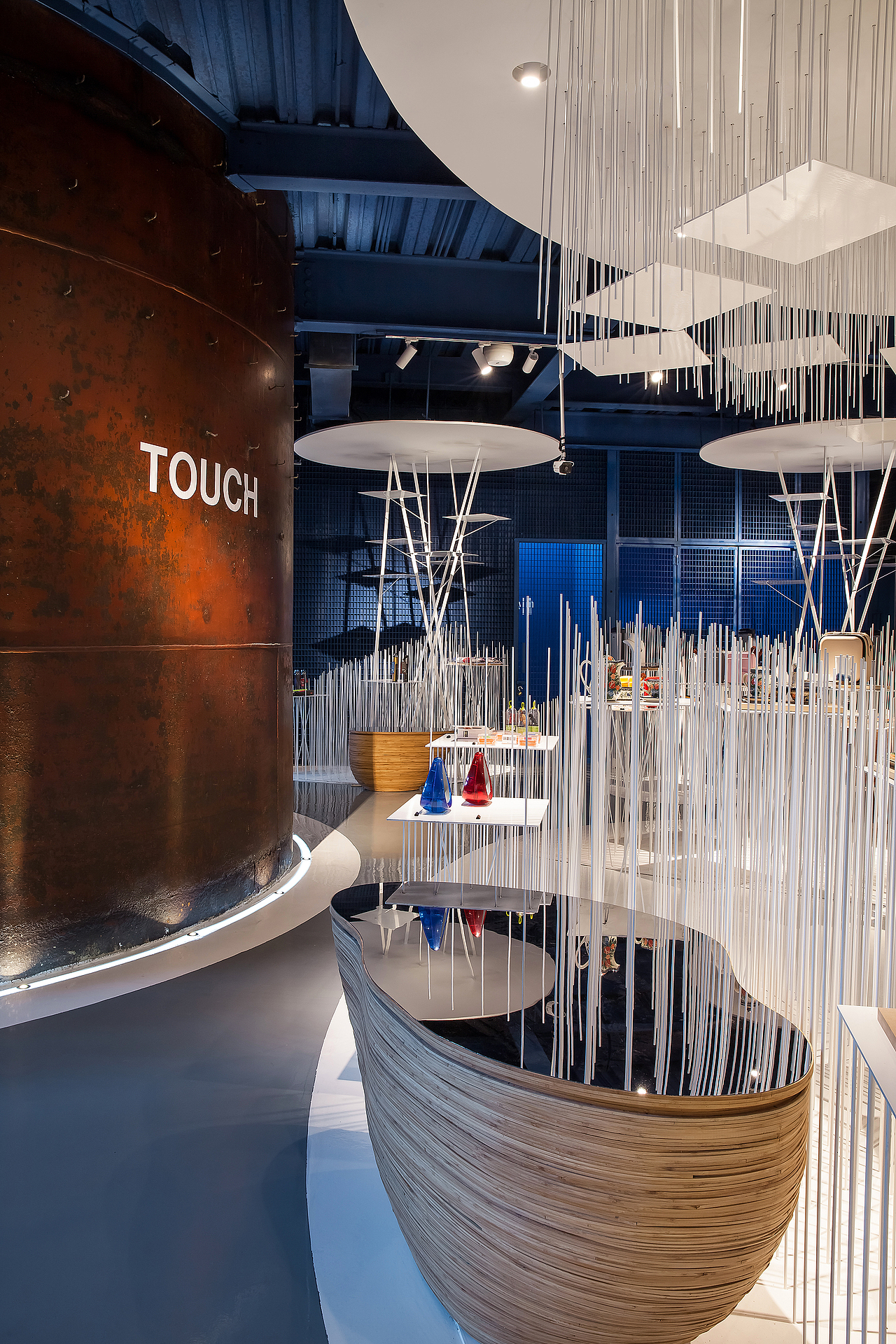 CUN寸DESIGN|有一种时尚叫“老厂房”751时尚买手店（图ZMjQ1NjY1OTQ4） - 家装设计 - 站酷设计师CUN寸匠原创素材 - 站酷ZCOOL