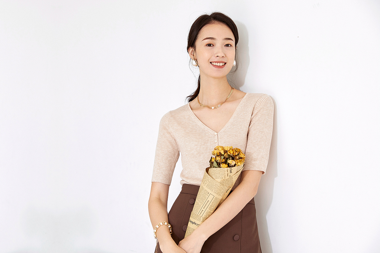 电商模特修图（图ZMjY3NTQzMzcy） - 休闲/流行服饰 - 站酷设计师进击的小猫原创素材 - 站酷ZCOOL