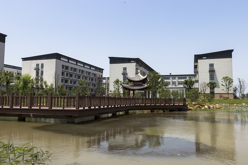 监利市职教中心