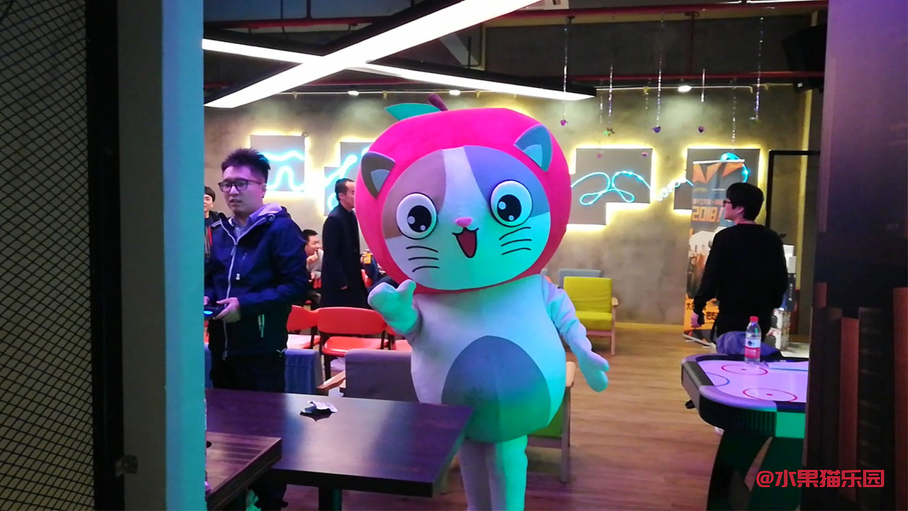苹果猫人偶--轰趴聚会（图ZMTA2MDg4MzI0） - 其他摄影 - 站酷设计师水果猫乐园原创素材 - 站酷ZCOOL