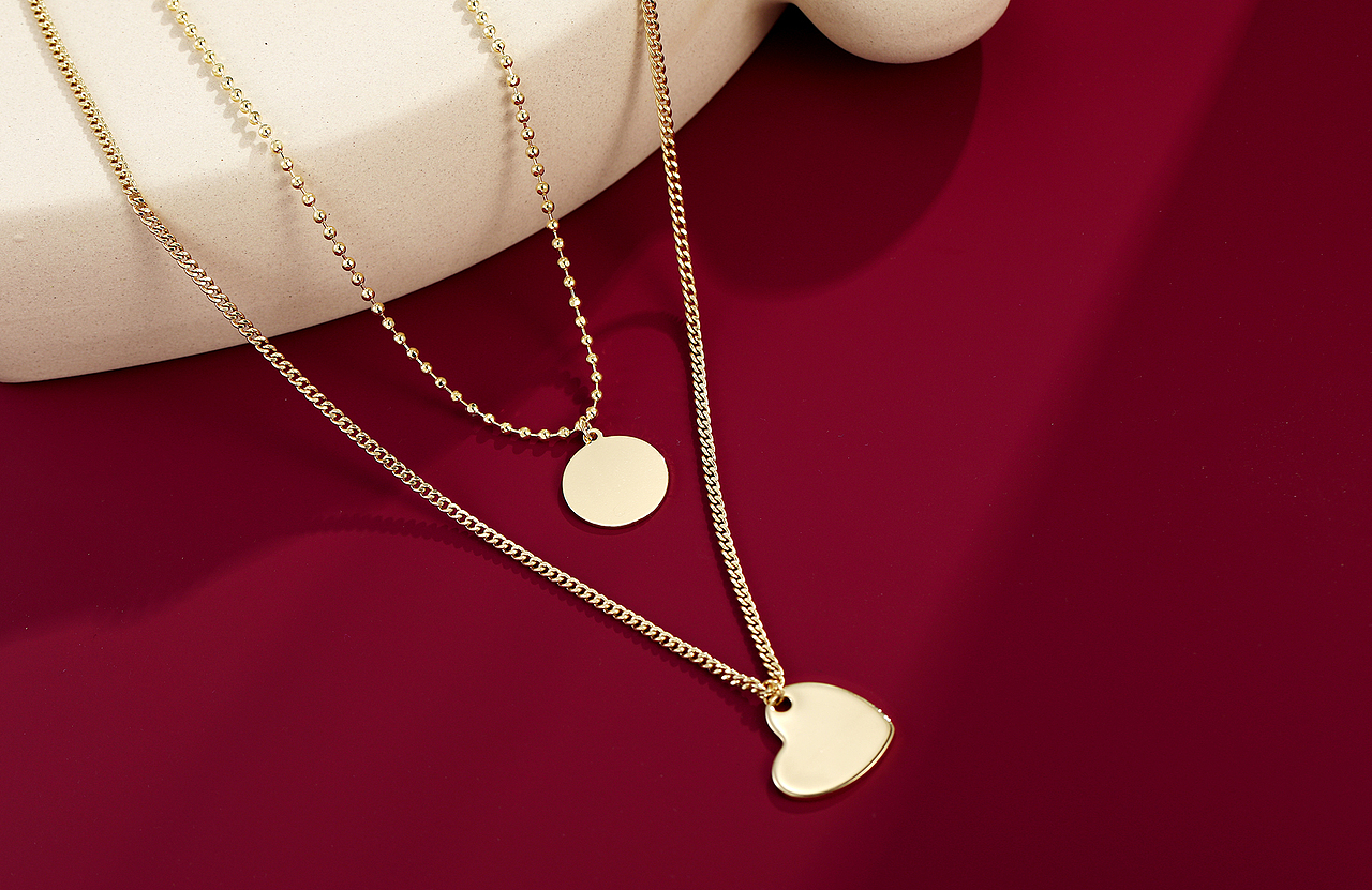 不锈钢项链 个性项链 时尚项链 项链摄影 场景图