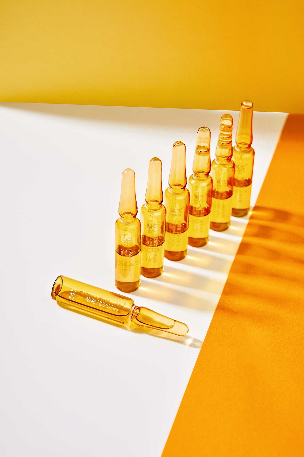 精华原液，冻干粉 化妆品拍摄 静物产品摄影（图ZMjkzMzA0MTgw） - 产品摄影 - 站酷设计师飞鱼摄影原创素材 - 站酷ZCOOL