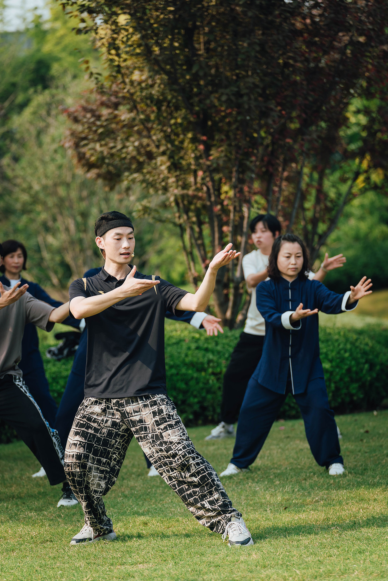中秋太极活动纪实摄影（图ZMzE3MDMxNTUy） - 人文/纪实摄影 - 站酷设计师李牧严原创素材 - 站酷ZCOOL