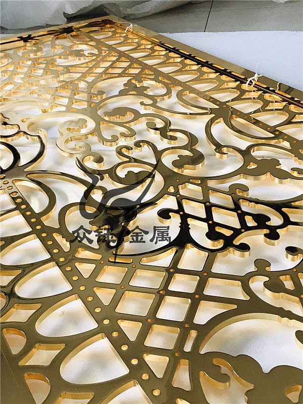 铝板雕花格栅 双面K金铝板镂空豪华隔断