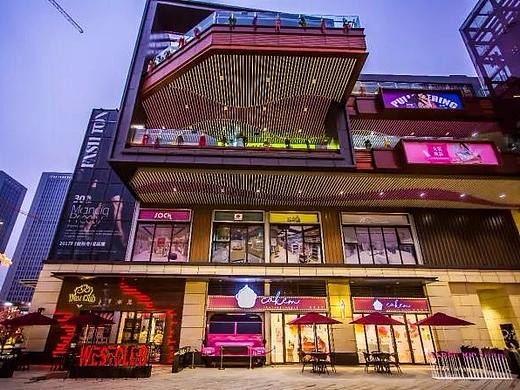 昆明新城吾悦广场--造了条最甜商业街爆红成为约会圣地