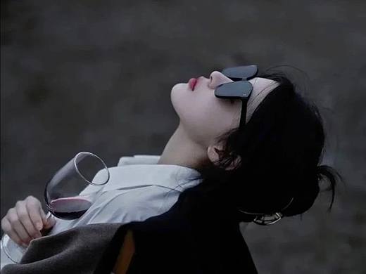 家人们，下个月我打算全职炒股，过来人有什么建议吗？