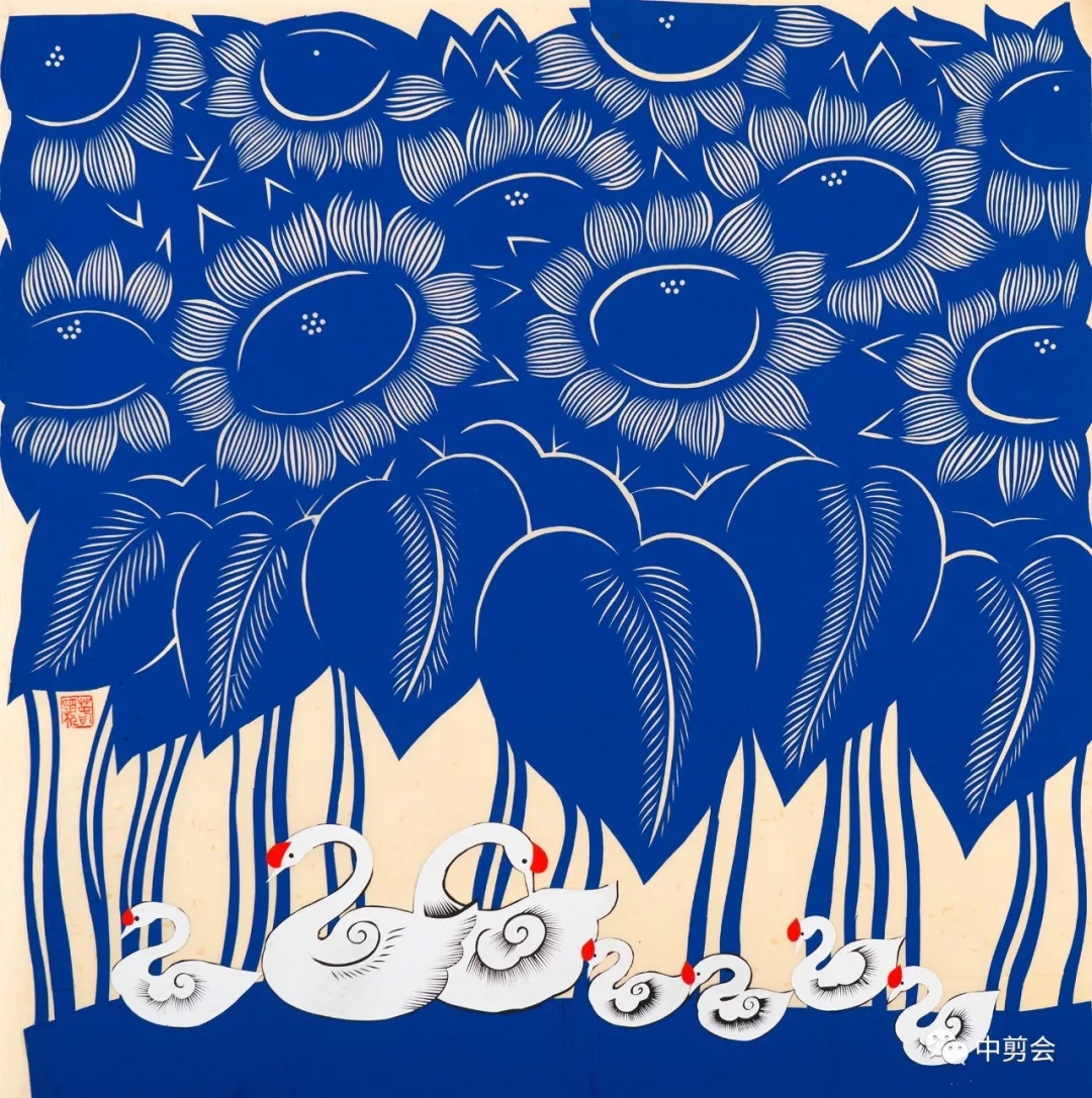 【剪纸人物】春光明媚·笑意颖颖——张春颖剪纸有感 / 王继红