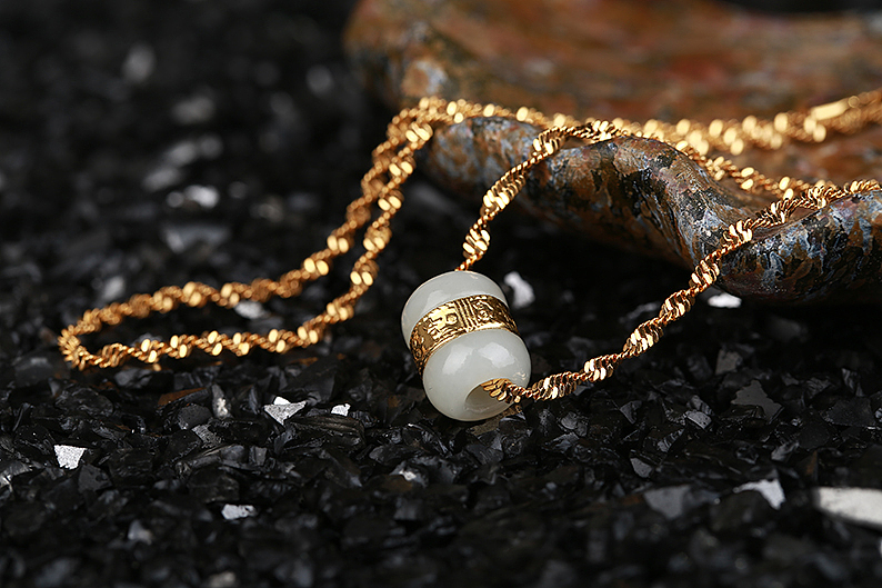 修图作品赏析（第二季）：奢侈品珠宝首饰商业修图赏析（图ZNDA0MTI1NzY=） - 修图/后期 - 站酷设计师八久零原创素材 - 站酷ZCOOL