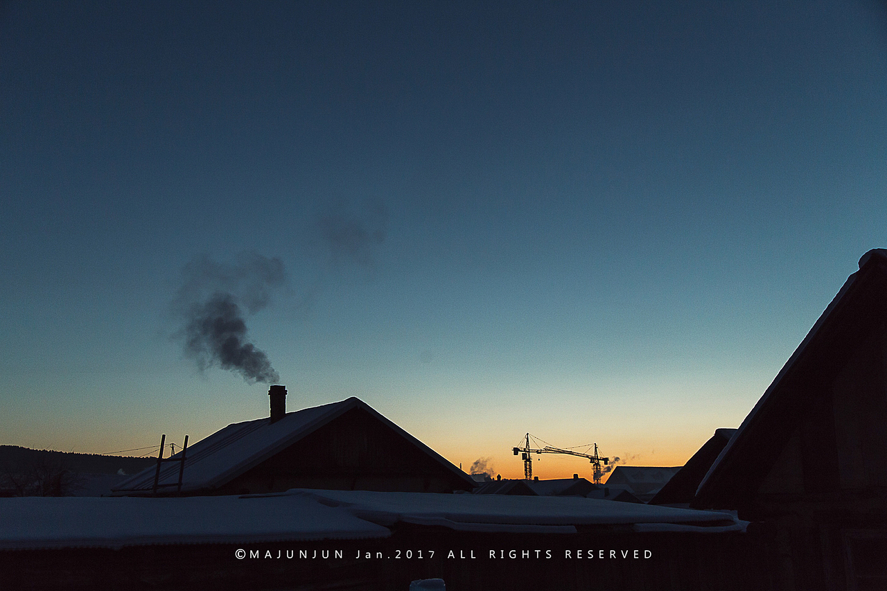 因为没有风，漠河并没有哈尔滨那么冷