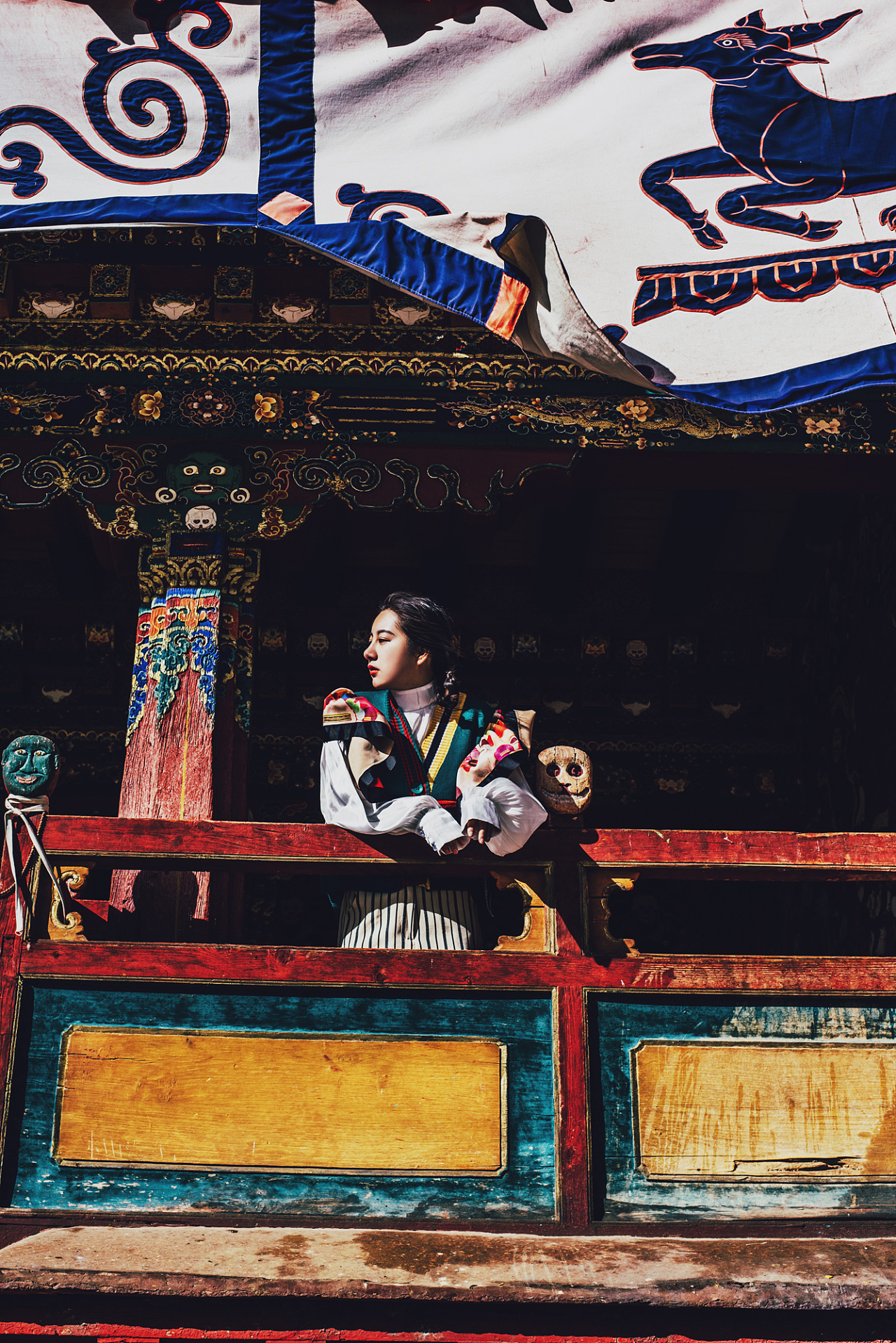 拉萨到山南有一段是高速路,去到桑耶寺只需要1个多小时~途中会路过