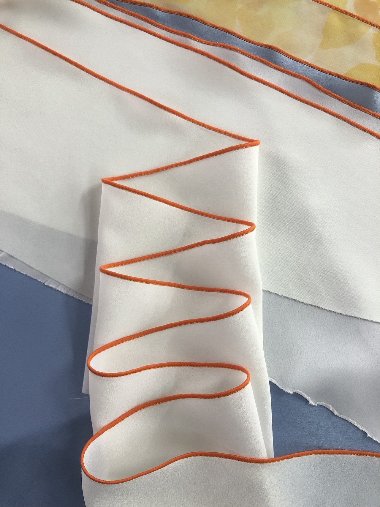 一台普通的拷边机 配件